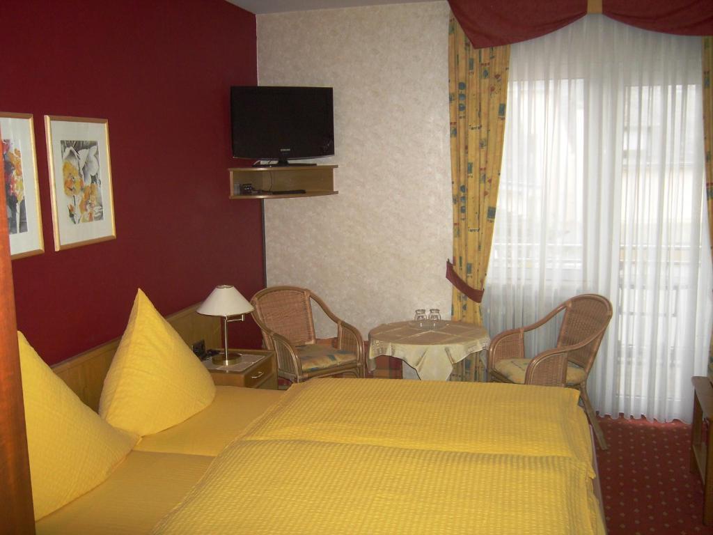 Weinstube Pension Moselbluemchen Zeltingen-Rachtig Cameră foto